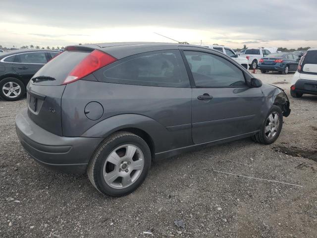 3FAFP31314R126833 - 2004 FORD FOCUS ZX3 GRAY photo 3