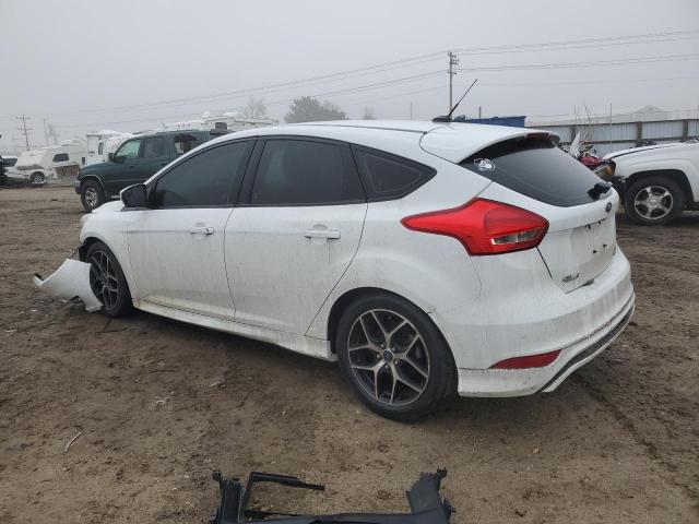 1FADP3K29FL287607 - 2015 FORD FOCUS SE WHITE photo 2