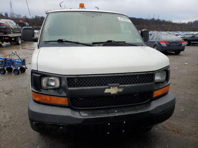 1GCWGFCA9E1198480 - 2014 CHEVROLET EXPRESS G2 WHITE photo 5