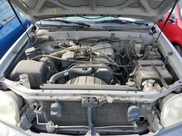 5TBRN34172S332507 - 2002 TOYOTA TUNDRA ACCESS CAB SR5 SILVER photo 11