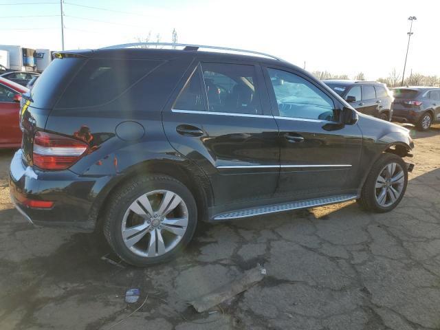 4JGBB8GB1AA534026 - 2010 MERCEDES-BENZ ML 350 4MATIC BLACK photo 3
