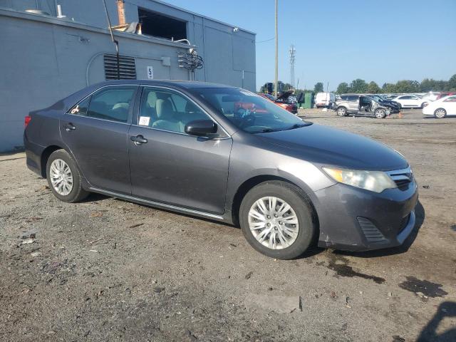 4T4BF1FK7DR275452 - 2013 TOYOTA CAMRY L ნაცრისფერი ფოტო 4