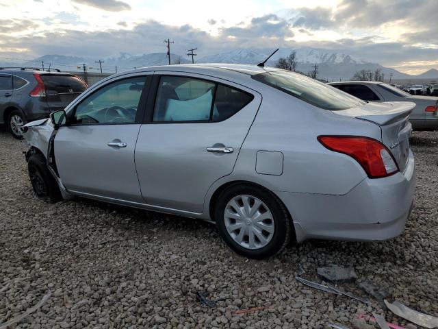 3N1CN7AP0FL917411 - 2015 NISSAN VERSA S SILVER photo 2