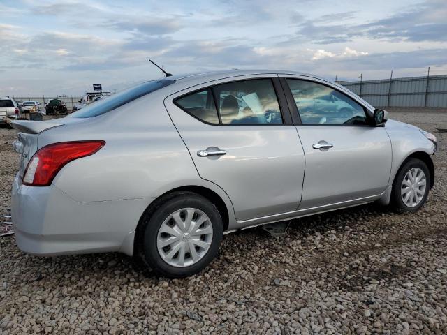 3N1CN7AP0FL917411 - 2015 NISSAN VERSA S SILVER photo 3