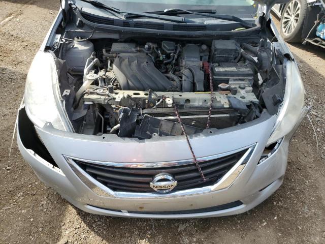 3N1CN7AP3CL864084 - 2012 NISSAN VERSA S 银色 照片 11