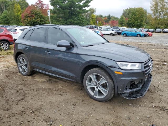 WA1BNAFY6L2053169 - 2020 AUDI Q5 PREMIUM PLUS CHARCOAL photo 4