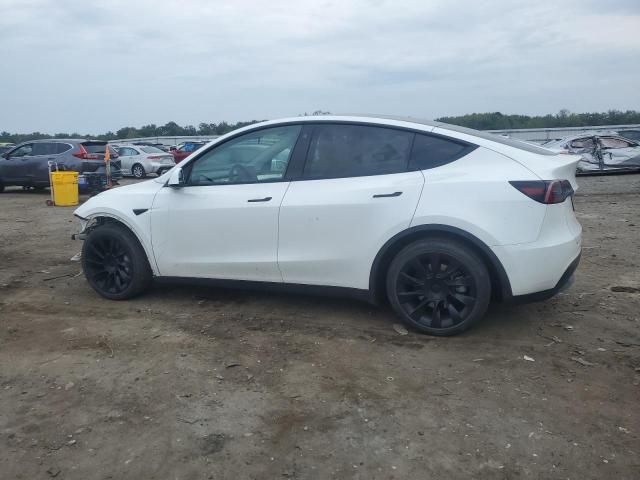 7SAYGAEE4PF693730 - 2023 TESLA MODEL Y Beyaz fotoğraf 2