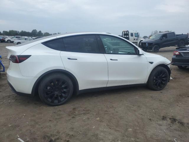 7SAYGAEE4PF693730 - 2023 TESLA MODEL Y Beyaz fotoğraf 3