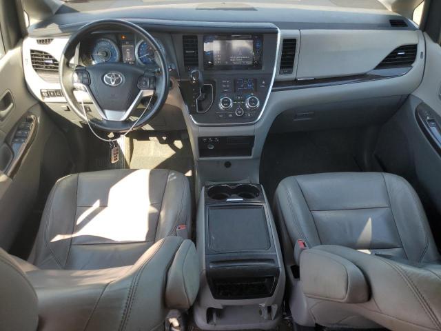 5TDYK3DC1FS639609 - 2015 TOYOTA SIENNA XLE BLACK photo 8