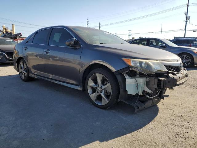 4T1BK1FK5EU026073 - 2014 TOYOTA CAMRY SE GRAY photo 4