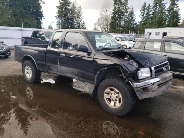 4TAWN72NXWZ093848 - 1998 TOYOTA TACOMA XTRACAB BLACK photo 4