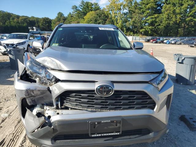 2T3G1RFV3KC057800 - 2019 TOYOTA RAV4 LE Күміс фото 5