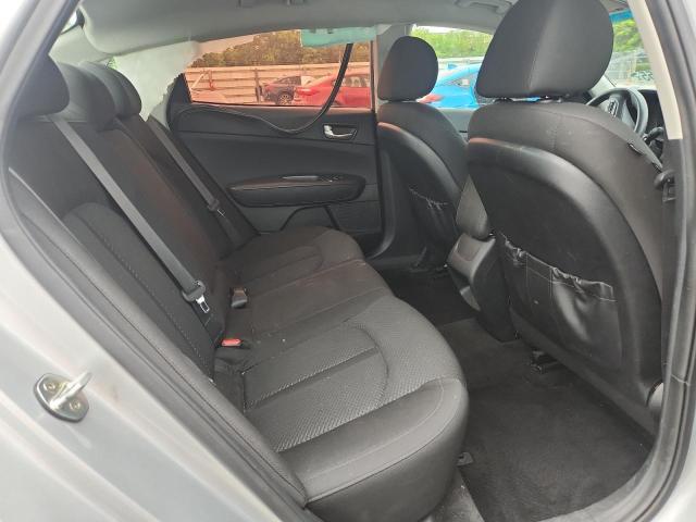 5XXGT4L3XJG268993 - 2018 KIA OPTIMA LX Gümüş foto 10