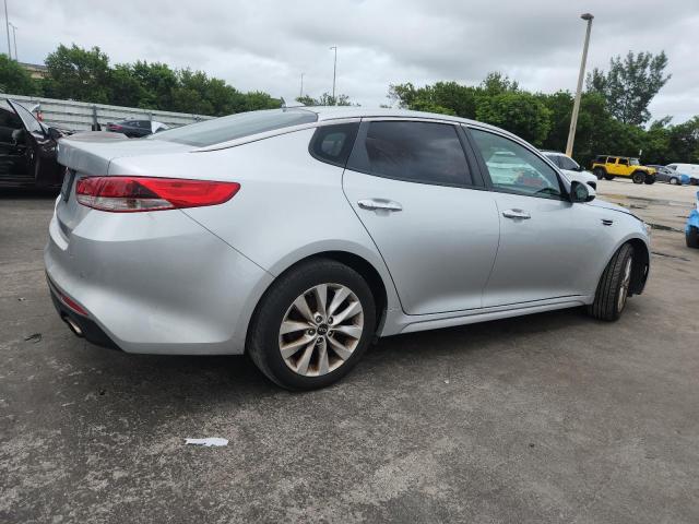 5XXGT4L3XJG268993 - 2018 KIA OPTIMA LX Gümüş foto 3