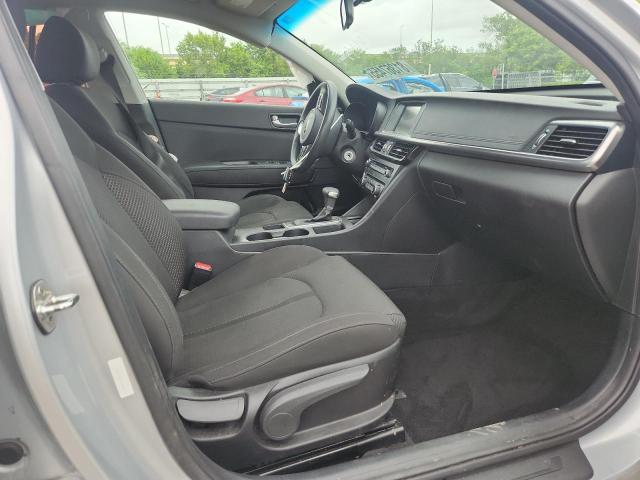 5XXGT4L3XJG268993 - 2018 KIA OPTIMA LX Gümüş foto 7