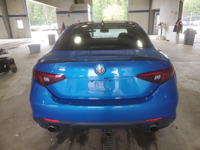 ZARFAEEN2J7593805 - 2018 ALFA ROMEO GIULIA TI Q4 BLUE photo 6
