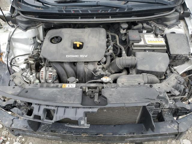 3KPFL4A79JE196890 - 2018 KIA FORTE LX SILVER photo 11