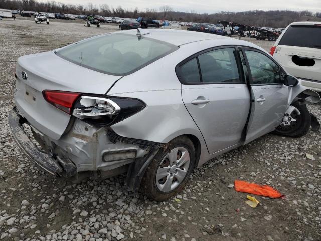 3KPFL4A79JE196890 - 2018 KIA FORTE LX SILVER photo 3