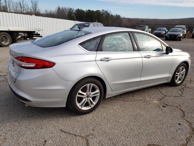 3FA6P0HD8JR251756 - 2018 FORD FUSION SE SILVER photo 3