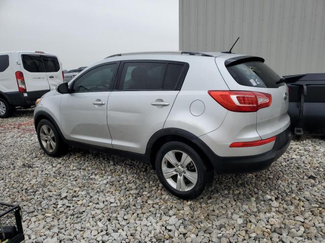 KNDPB3A27B7088422 - 2011 KIA SPORTAGE LX SILVER photo 2