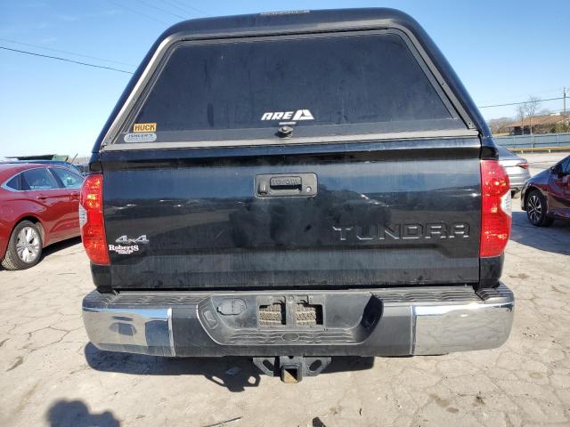 5TFUW5F11JX722678 - 2018 TOYOTA TUNDRA DOUBLE CAB SR/SR5 BLACK photo 6