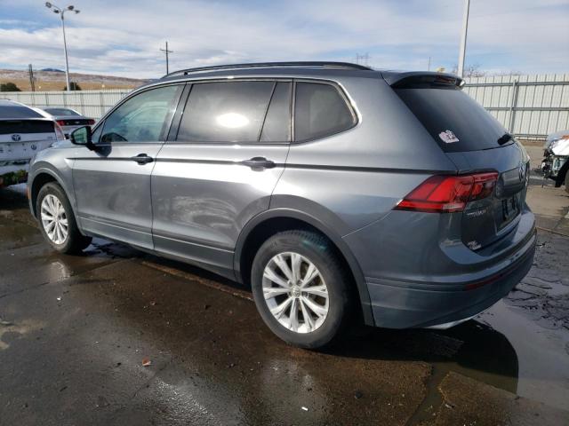 3VV1B7AX2JM056394 - 2018 VOLKSWAGEN TIGUAN S GRAY photo 2