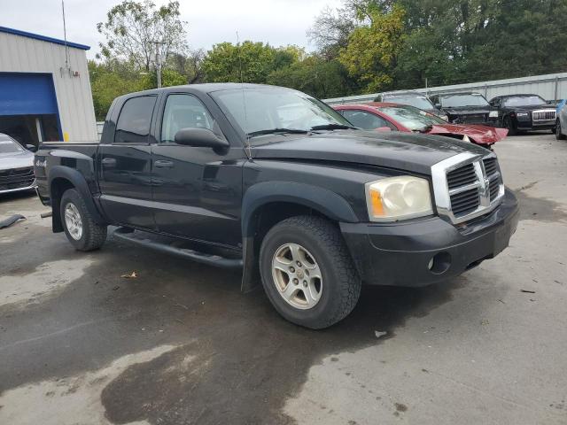 1D7HW48N66S645411 - 2006 DODGE DAKOTA QUAD SLT Noir photo 4
