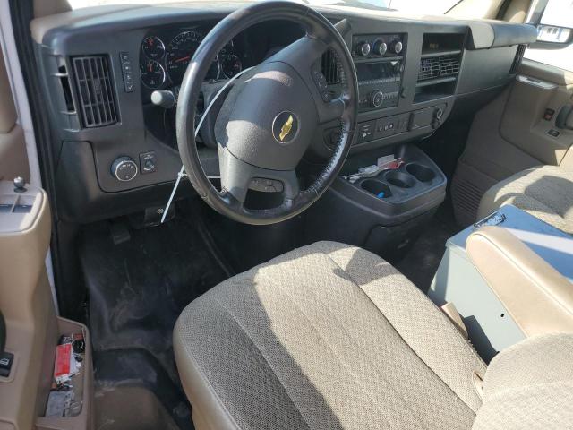 1GCWGAFP2M1181540 - 2021 CHEVROLET EXPRESS G2 Weiß Foto 8