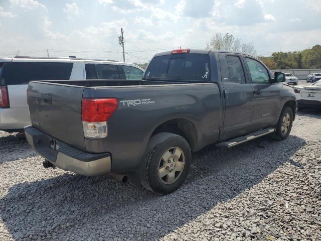 5TFRM5F16BX031370 - 2011 TOYOTA TUNDRA DOUBLE CAB SR5 GRAY photo 3