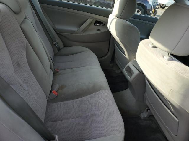 4T1BF3EK7BU665343 - 2011 TOYOTA CAMRY BASE WHITE photo 10