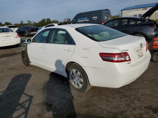 4T1BF3EK7BU665343 - 2011 TOYOTA CAMRY BASE WHITE photo 2