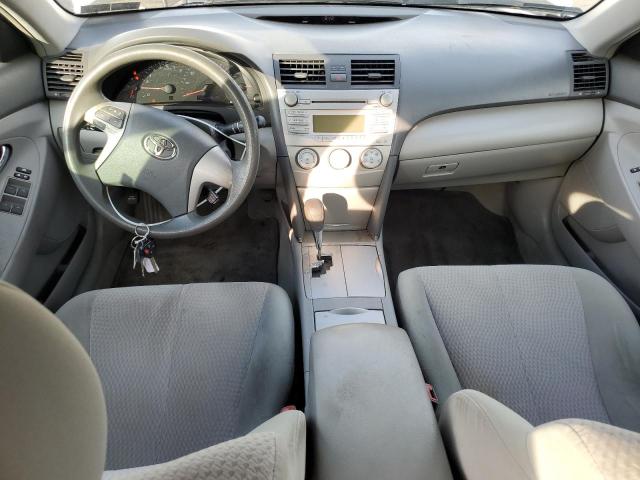 4T1BF3EK7BU665343 - 2011 TOYOTA CAMRY BASE WHITE photo 8