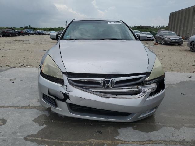 1HGCM56887A172746 - 2007 HONDA ACCORD EX SILVER photo 5