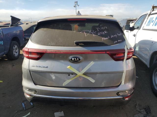 KNDPMCAC4L7651527 - 2020 KIA SPORTAGE LX SILVER photo 6