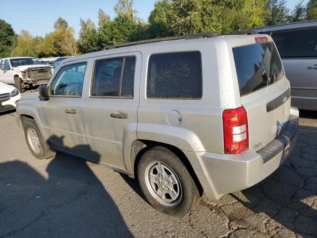 1J4NT1GA8AD625249 - 2010 JEEP PATRIOT SPORT Argent photo 2