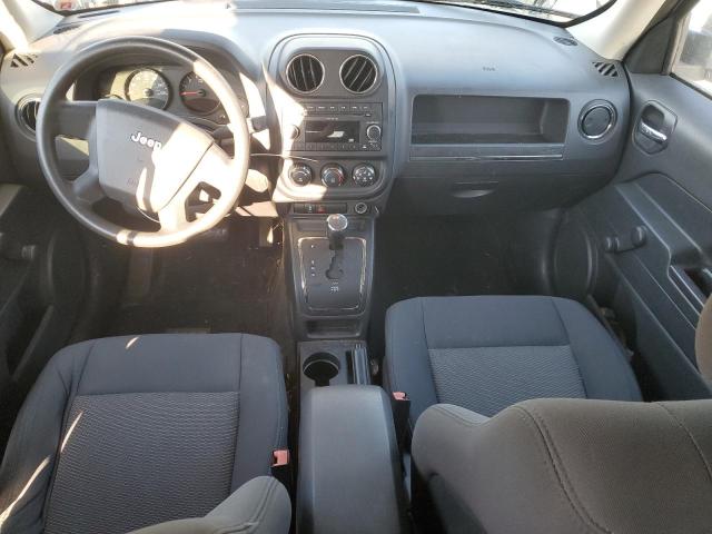 1J4NT1GA8AD625249 - 2010 JEEP PATRIOT SPORT Argent photo 8