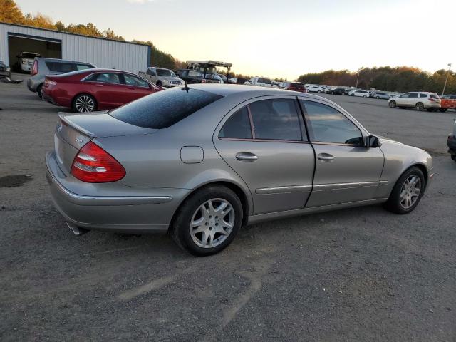 WDBUF65J43A091937 - 2003 MERCEDES-BENZ E 320 GRAY photo 3