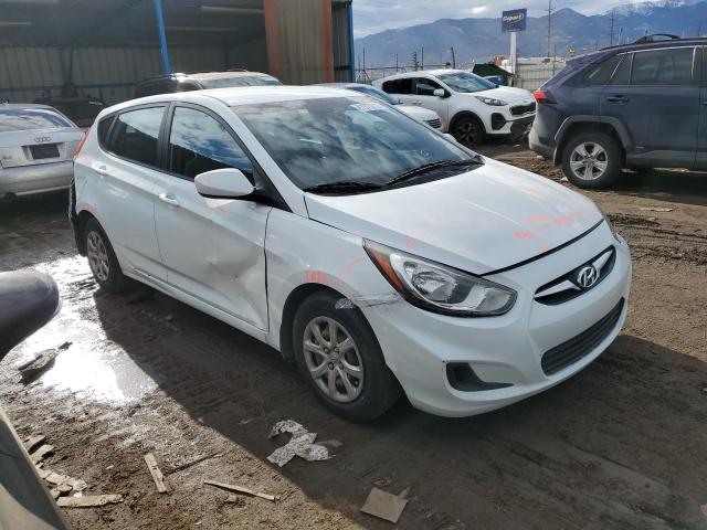 KMHCT5AEXEU177128 - 2014 HYUNDAI ACCENT GLS WHITE photo 4