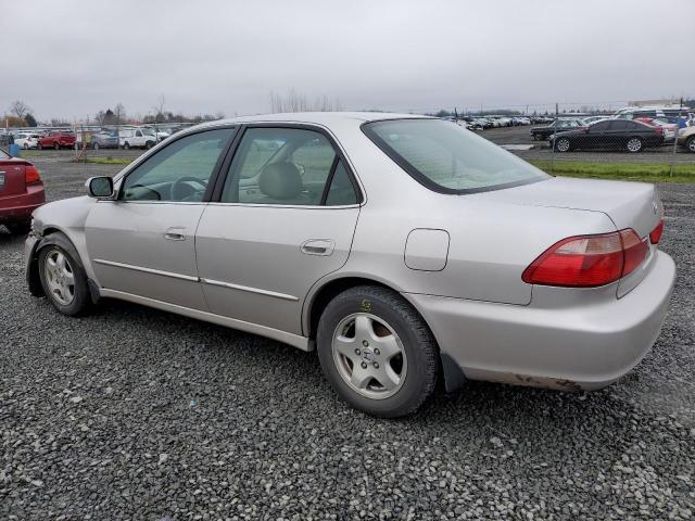 1HGCG1657XA013352 - 1999 HONDA ACCORD EX SILVER photo 2