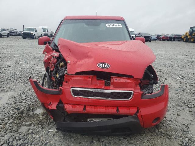 KNDJT2A21B7203982 - 2011 KIA SOUL + RED photo 5