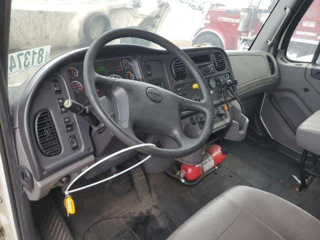 3ALHCYFE5KDLG0905 - 2019 FREIGHTLINER M2 106 MEDIUM DUTY WHITE photo 8