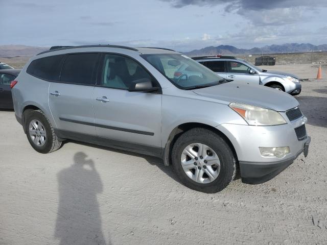 1GNKVEED7BJ259656 - 2011 CHEVROLET TRAVERSE LS SILVER photo 4