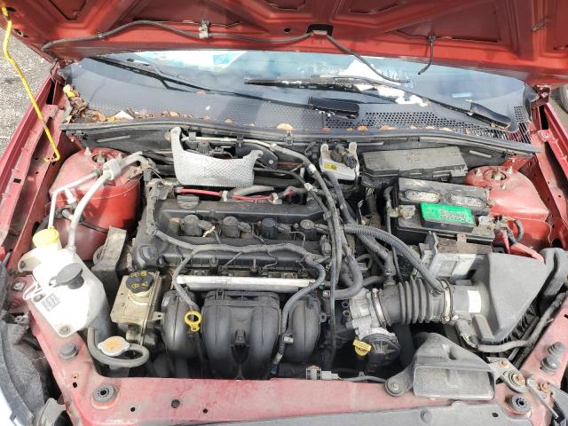 1FAHP3FN8AW172218 - 2010 FORD FOCUS SE RED photo 11