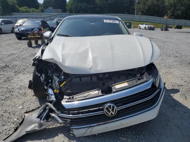 3VW7M7BU0PM022340 - 2023 VOLKSWAGEN JETTA SE WHITE photo 5
