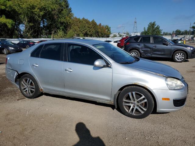 3VWRL8AJ4AM103728 - 2010 VOLKSWAGEN JETTA TDI Արծաթագույն լուսանկար 4