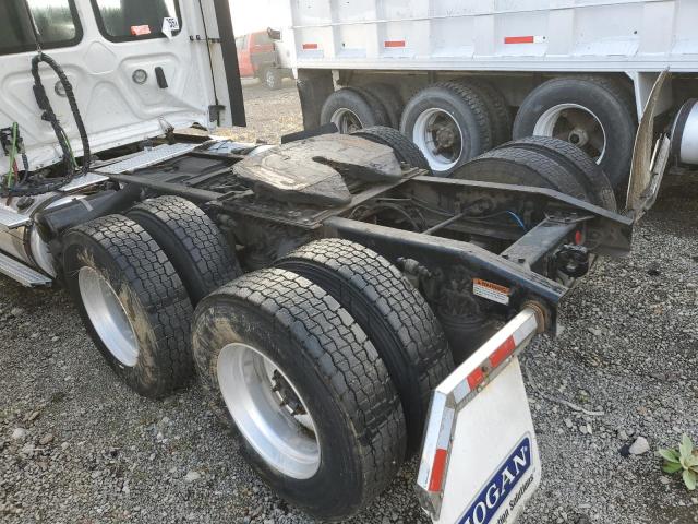 3AKJHLDR0NDNF7985 - 2022 FREIGHTLINER CASCADIA 1 თეთრი ფოტო 9