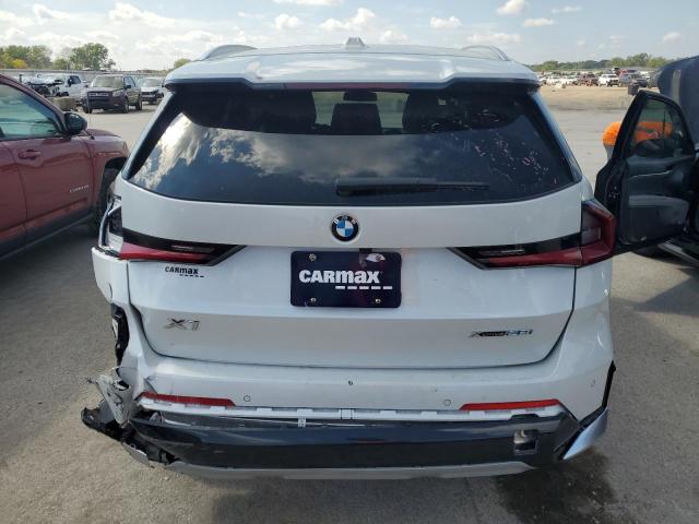 WBX73EF04P5Y23072 - 2023 BMW X1 XDRIVE28I WHITE photo 6