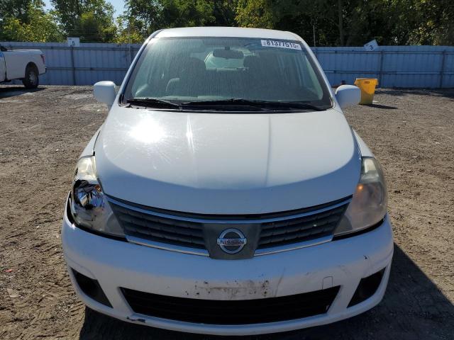 3N1BC13E99L468809 - 2009 NISSAN VERSA S WHITE photo 5
