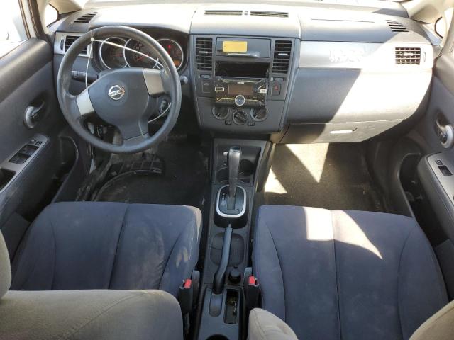 3N1BC13E99L468809 - 2009 NISSAN VERSA S WHITE photo 8