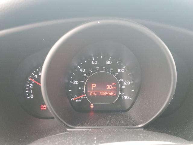 KNDJN2A28J7888880 - 2018 KIA SOUL თეთრი ფოტო 9